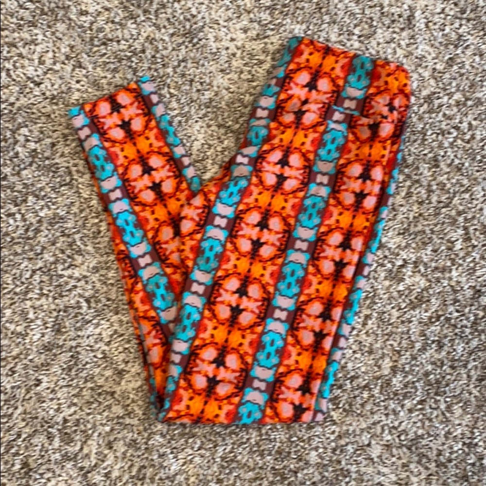☘️ Lularoe leggings bundle and save clover3 for20